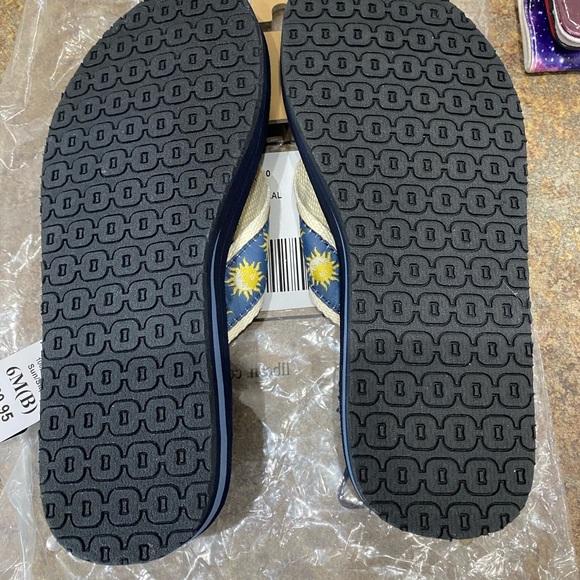 LL Bean Navy Flip Flops with Sunflower Design - Picture 2 of 2